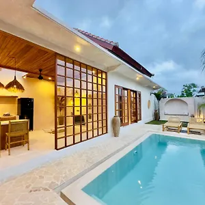 https://nick-villa.ubudhotelsnow.com