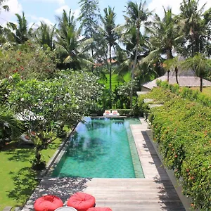 https://villa-sally.ubudhotelsnow.com